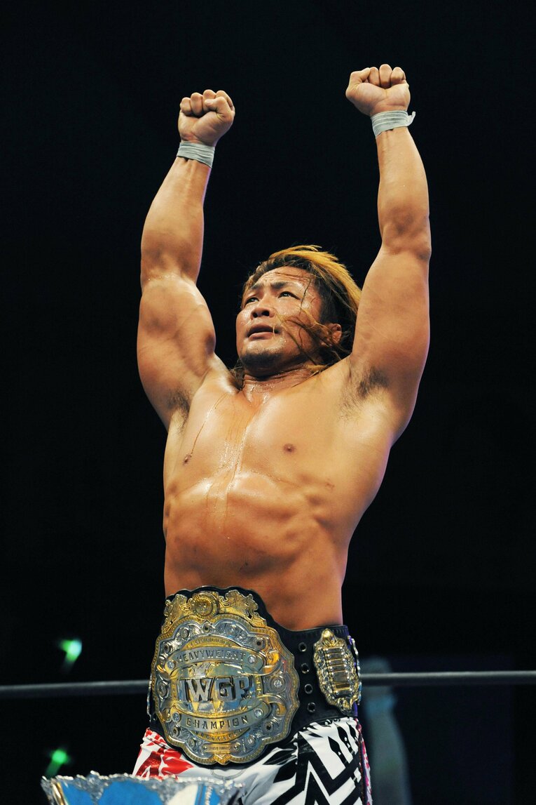 IWGPヘビー級王座防衛に成功した棚橋弘至。2013年1月4日、東京ドーム　©Essei Hara