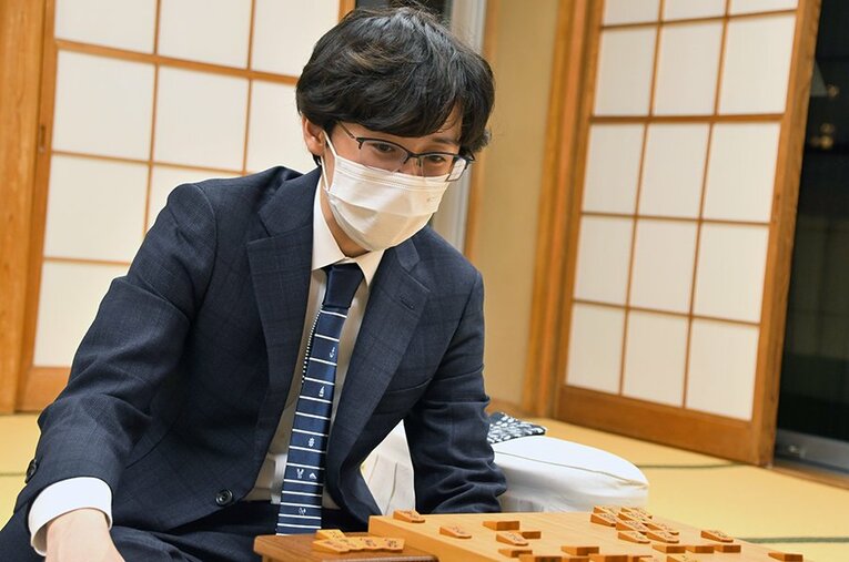 竜王戦挑戦者へと駆け上がった伊藤匠新七段。藤井聡太竜王との若き才能の対決に注目が集まる ／ photograph by 日本将棋連盟