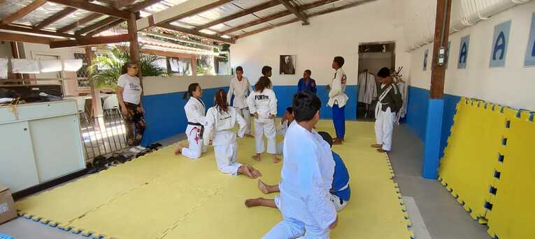 「ヒクソン・グレーシーとも親交があるんだ」日本人女性指導者が在籍…ブラジル柔道NGOの愛がスゴい「JUDOの哲学、精神性に魅せられた」(12)