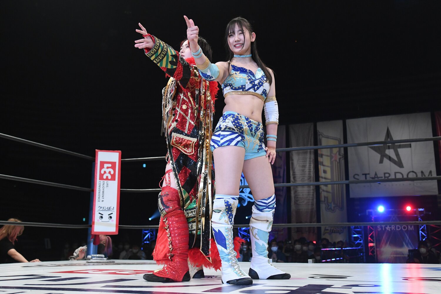 林下詩美と天咲光由の入場シーン