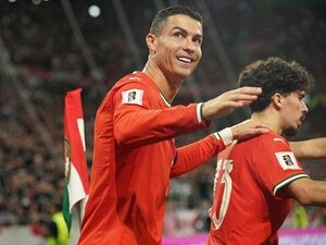 サウジリーグ移籍は都落ち？ 勝ち慣れた強国の手厳しい世論。