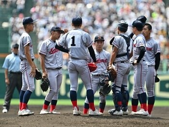 「相手の太もも、二の腕はパンパンだが…」“先発平均身長172.7cm、体重71.9kg”京都国際が「甲子園で勝てる」理由をプロ注ショートらに聞く＜Number Web＞ photograph by Hideki Sugiyama