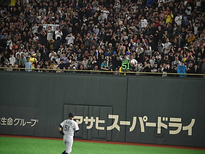 今、1試合平均観客はNPB＞大リーグ。川崎球場の“29人”から隔世の感。＜Number Web＞ photograph by Naoya Sanuki