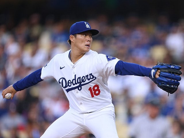 アクシデントもなんのその。山本由伸のぶれない視線。 - MLB - Number