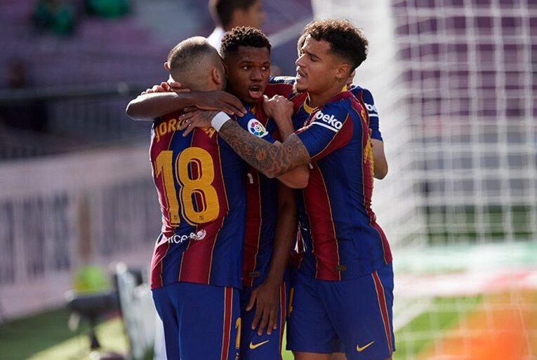 “豚の頭”のような憎悪と熱狂なき無観客クラシコ　闘将セルヒオ・ラモスの偉大なしたたかさ(4)