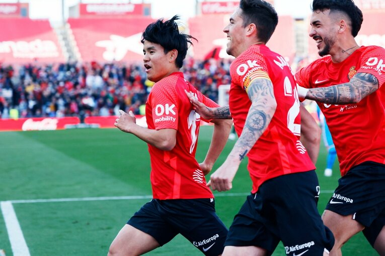 「クボは気合が入っていなかった」と言われたけど… 久保建英の“超集中”に元日本代表監督アギーレが拍手したワケ〈撮影者の視点〉(38)