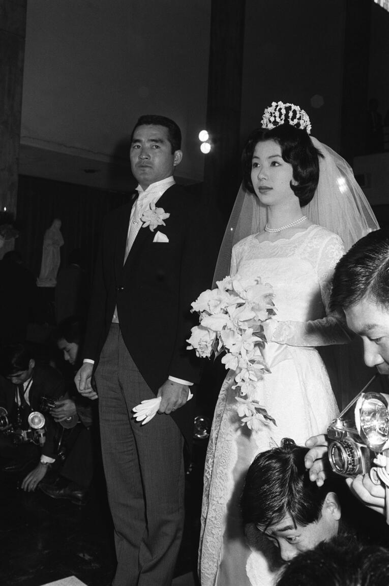 1965年1月、結婚式を挙げる長嶋茂雄（当時28歳）と亜希子さん（カトリック渋谷教会）　©JIJI PRESS