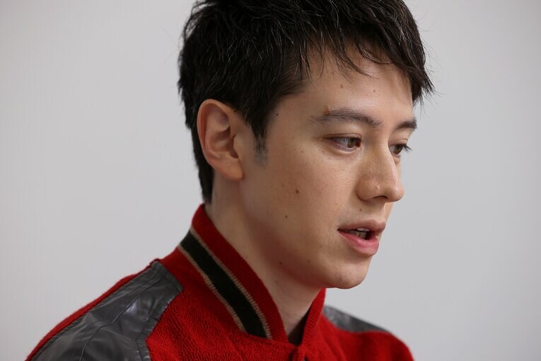 4歳でデビューのウエンツ瑛士が語る“TVに足りないもの”「出演者が楽しんでない『YouTube』はない」　(2)