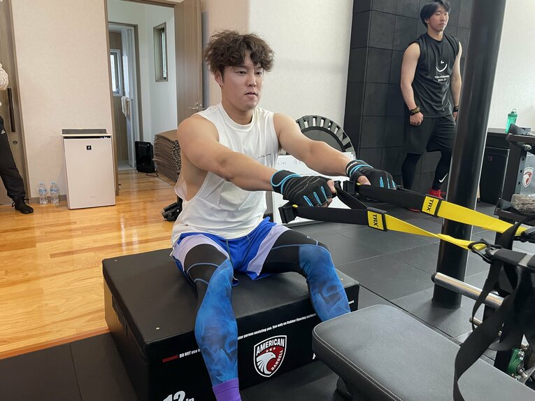 DeNA森原康平のなかなか見られないトレーニングの様子　©Takashi Ishizuka