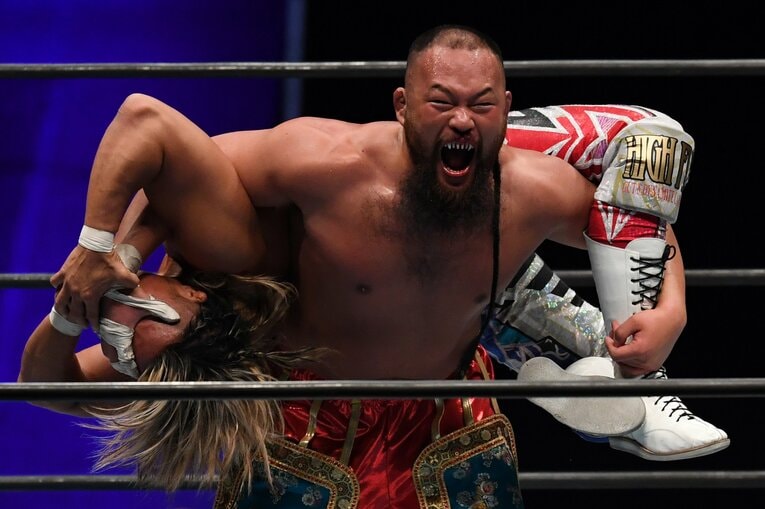 オーカーンのモンゴリアン・バックブリーカー（アイアンクロー式バックブリーカー）