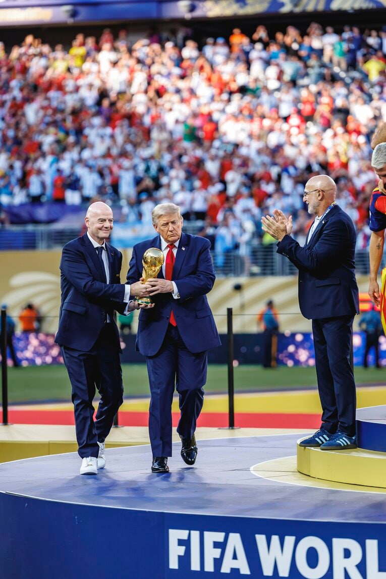 テレビに映らなかったW杯決勝撮影写真…トランプ大統領がどかない…（右に続きます）　©Kiichi Matsumoto/JMPA