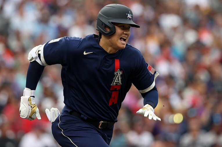 1番打者として2打席立った大谷　©Getty Images