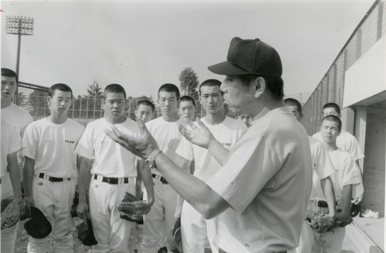 1989年当時の上甲監督　©Asahi Shimbun