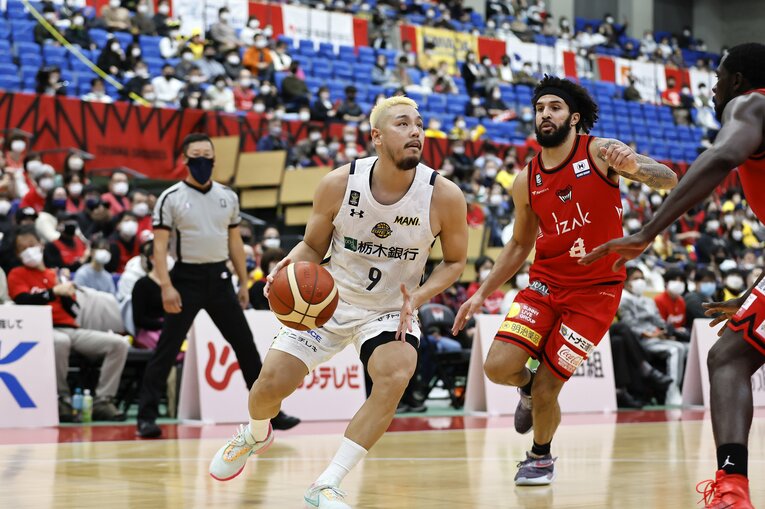 2012年からブレックスでプレーしている遠藤は、今年でチーム在籍は13年目　©B.LEAGUE