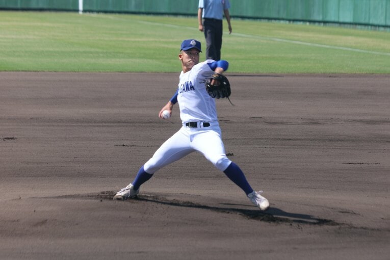 スカウトも「支配下指名濃厚」と…最速153キロ、滝川高校・新井瑛太の超豪快フォーム　©Fumi Sawai