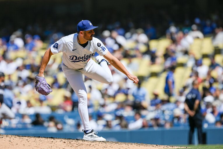 シーズン通じて稼働してきたベシアの離脱は、リリーフ陣が心もとないドジャースにとって痛手となりそうだ　©Nanae Suzuki