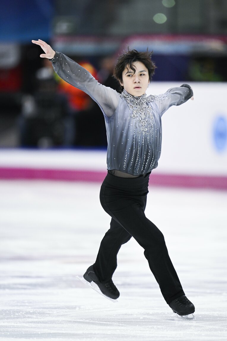 「昌磨のマジックを見せて！」世界王者・宇野昌磨を奮起させたランビエル・コーチの激励…300点超えに「スーパーエキサイティング」(25)