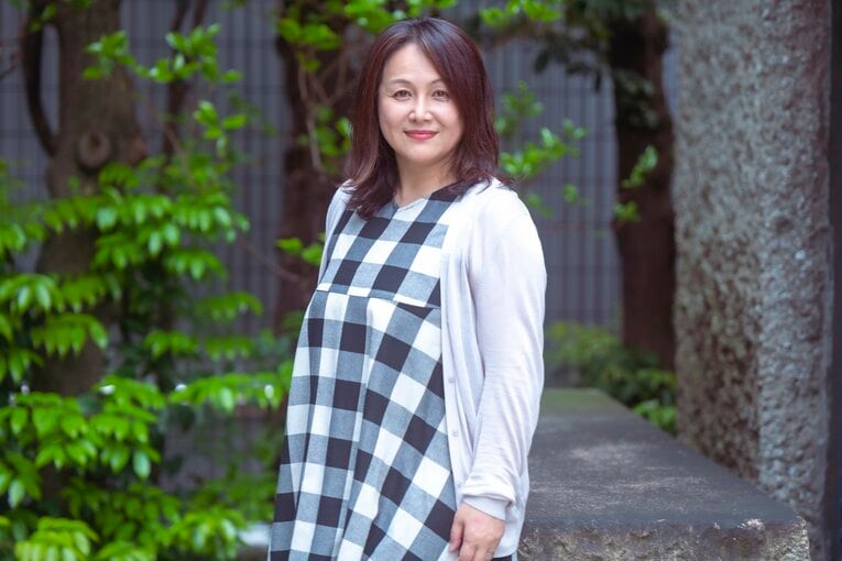 「胸元から乳首が見える写真を狙われ…」キューティー鈴木52歳が語る、アイドルレスラー時代の“性的画像被害”と過酷な生活「月給は8万円」(23)