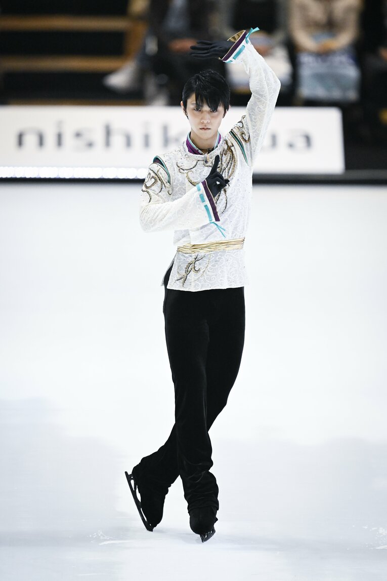 こちらも“伝説”のプログラム、平昌五輪で2連覇達成時のフリー『SEMEI』　©Asami Enomoto