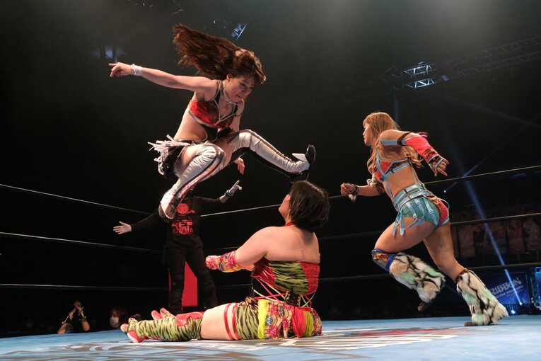 “京都のバスガイド”は人気女子プロレスラーに…清水ひかり（29）を突き動かしたスターダム中野たむの姿「だって大好きなんですもん」(70)