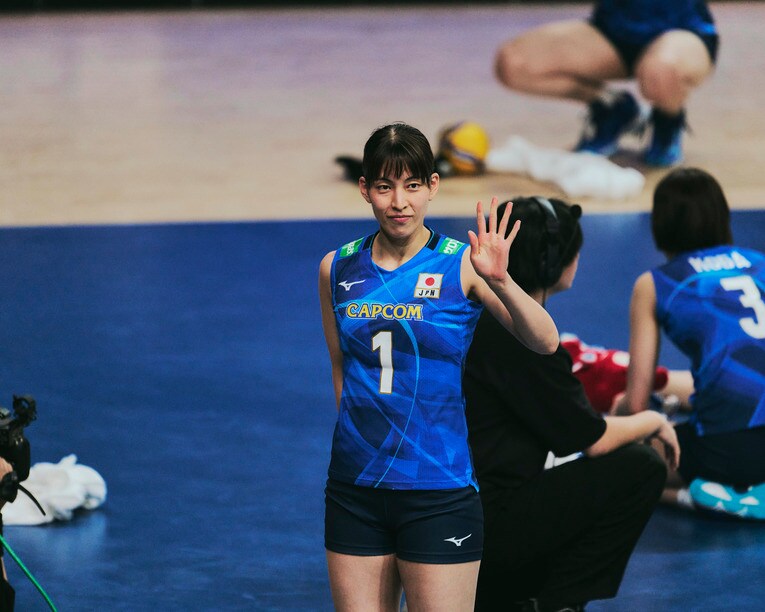 一児の母となって代表復帰、セッターとしてチームを牽引する岩崎こよみ（35歳）　©︎Yuki Suenaga