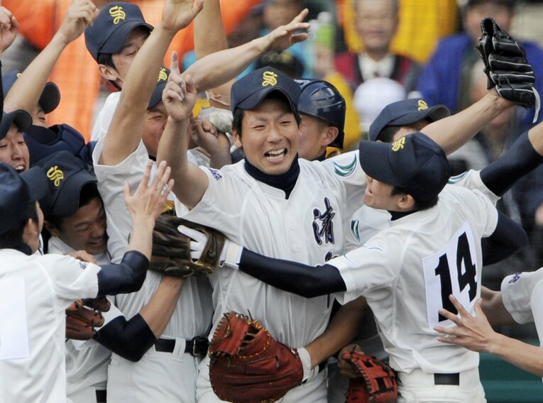 90回大会でエース今村（広島）を擁してセンバツを制した清峰　（c）Kyodo News