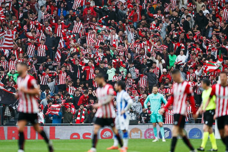 「クボには開幕前から…今はそれ以上の期待だ」MVP→徹底マークで不発も久保建英21歳“バスクダービー両軍サポの熱視線”をカメラマンは見た(51)