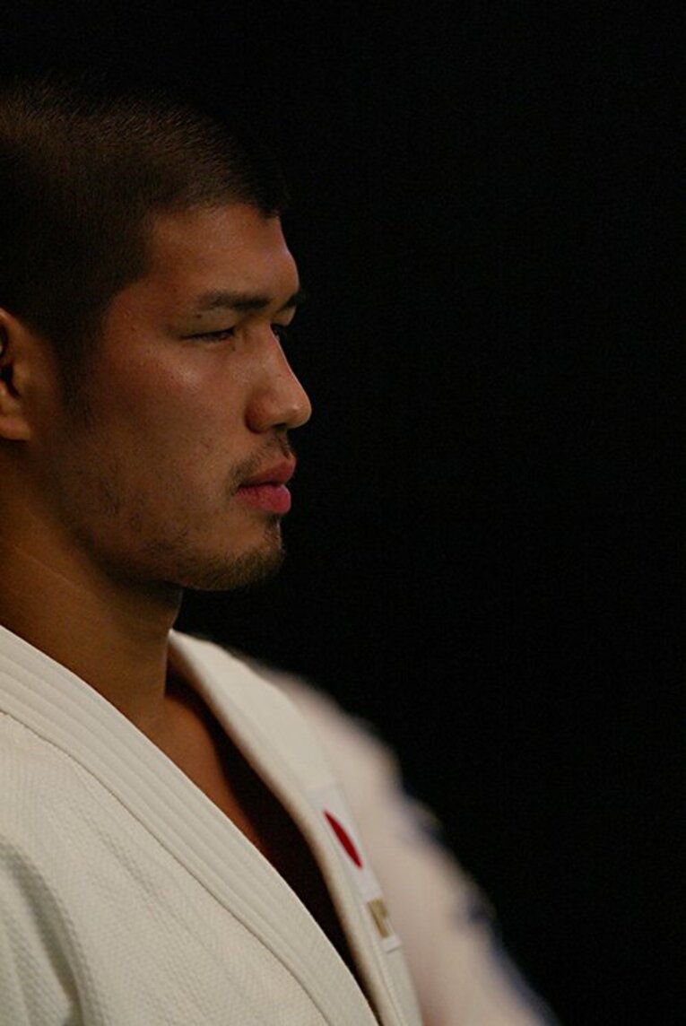 井上康生は無敵のヒーローだった。2003年、世界選手権の「背中」。(4)