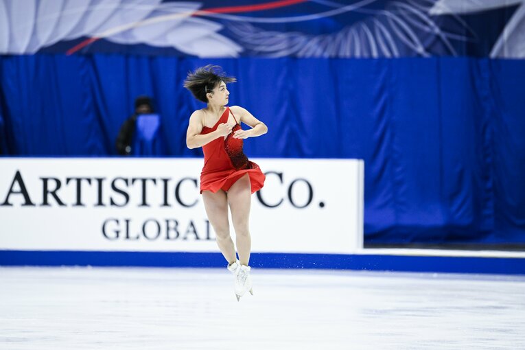 「天使と悪魔が戦ってて…」世界女王・坂本花織22歳が五輪メダル後のシーズンで抱える葛藤「今季あらゆる場面で、悪魔が言うんです」(33)