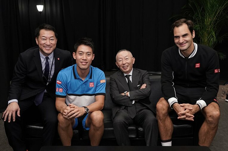 錦織圭、ユニクロ柳井社長、フェデラー。彼らが一緒に笑顔で写真に収まるのは坂本正秀の粉骨砕身あってこそだ。 ／ photograph by Hiroshi Sato
