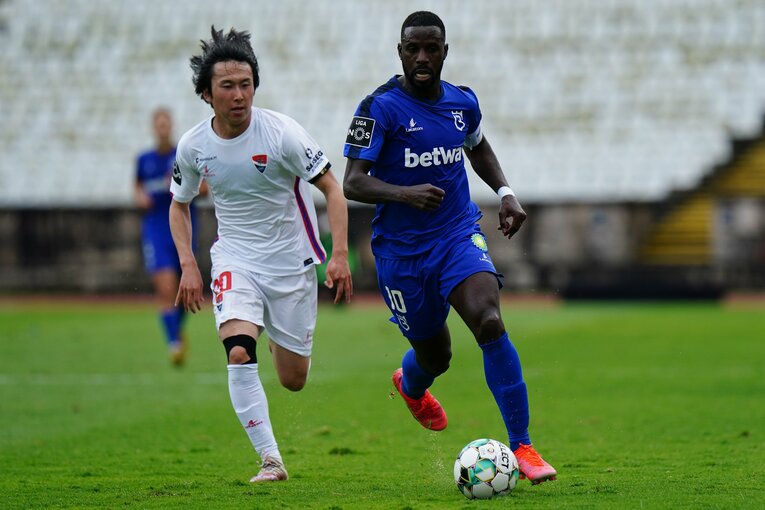 ジウ・ビセンテの藤本ⒸGetty Images