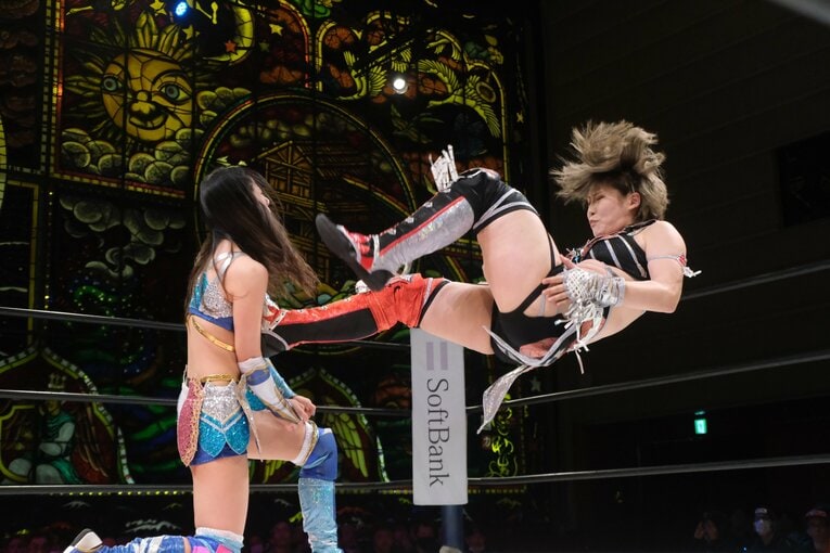 「私はスターダムの“超新星”」女子プロレスラー・天咲光由（21歳）に芽生えた責任感…退団直前の林下詩美が讃えた「2年間の成長」とは(15)