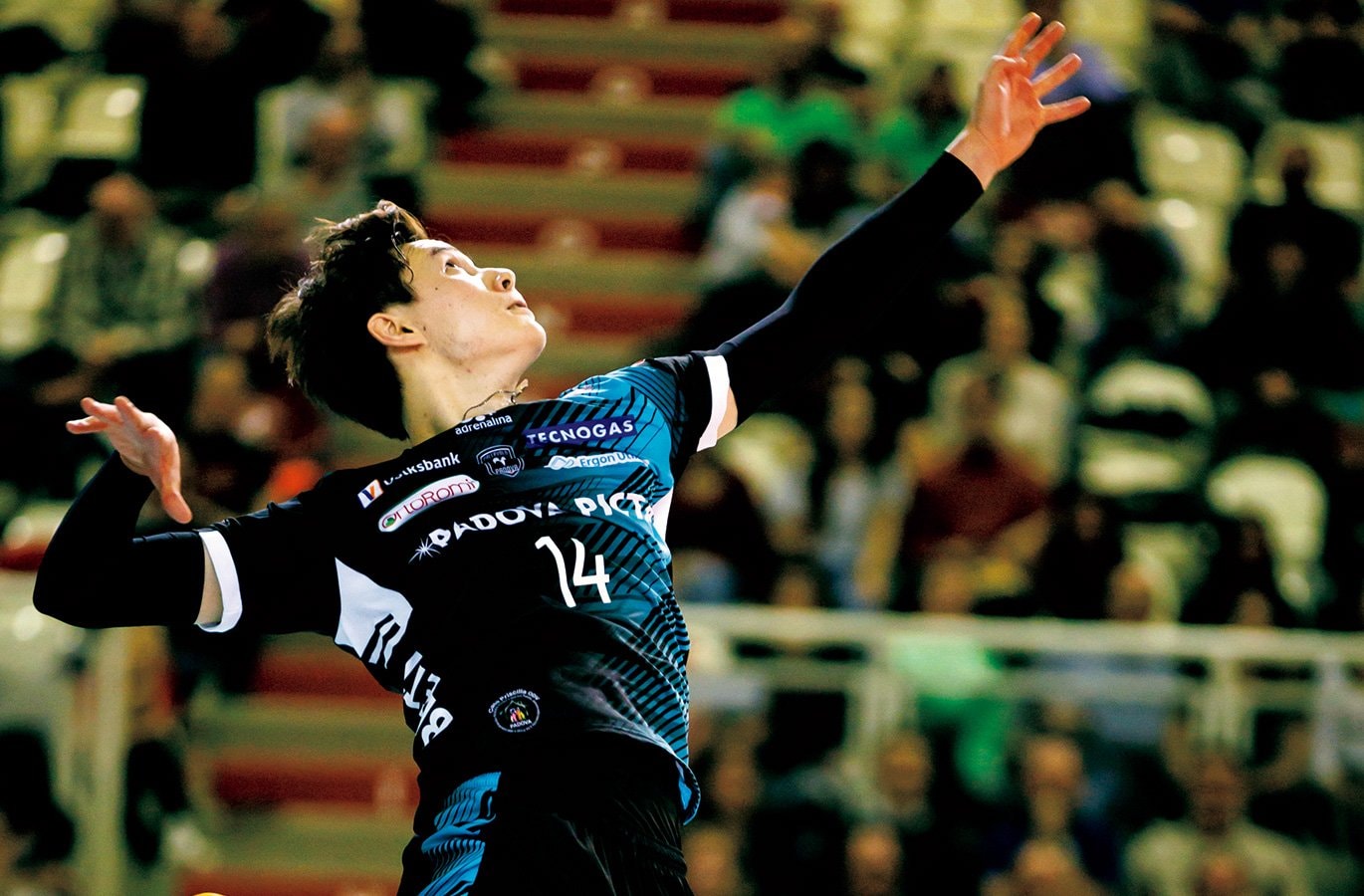 身体を守る頑丈な“鎧”がある感覚に」高橋藍がイタリアで感じた“変化