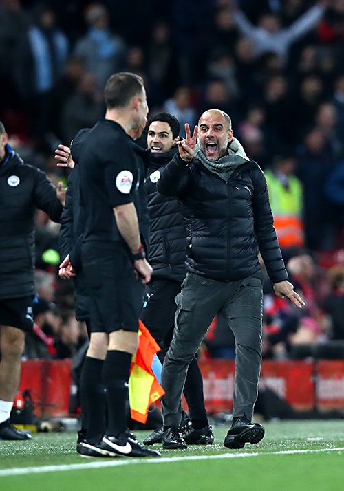 “不利判定”を2度も受けたとのことで、ペップが「Twice!」と叫んだのは語り草だ(c)Getty Images