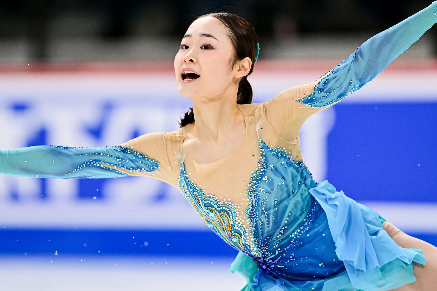 体調不良のなかで、集中した演技を見せた島田　©AFLO