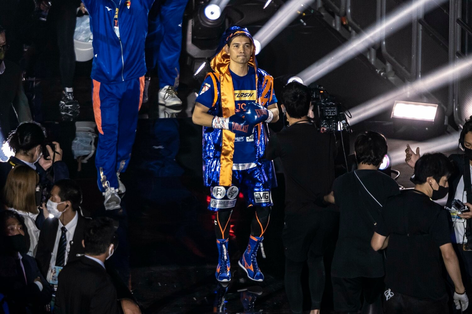 さいたまスーパーアリーナのリングに向かうドネア　©Takuya Sugiyama