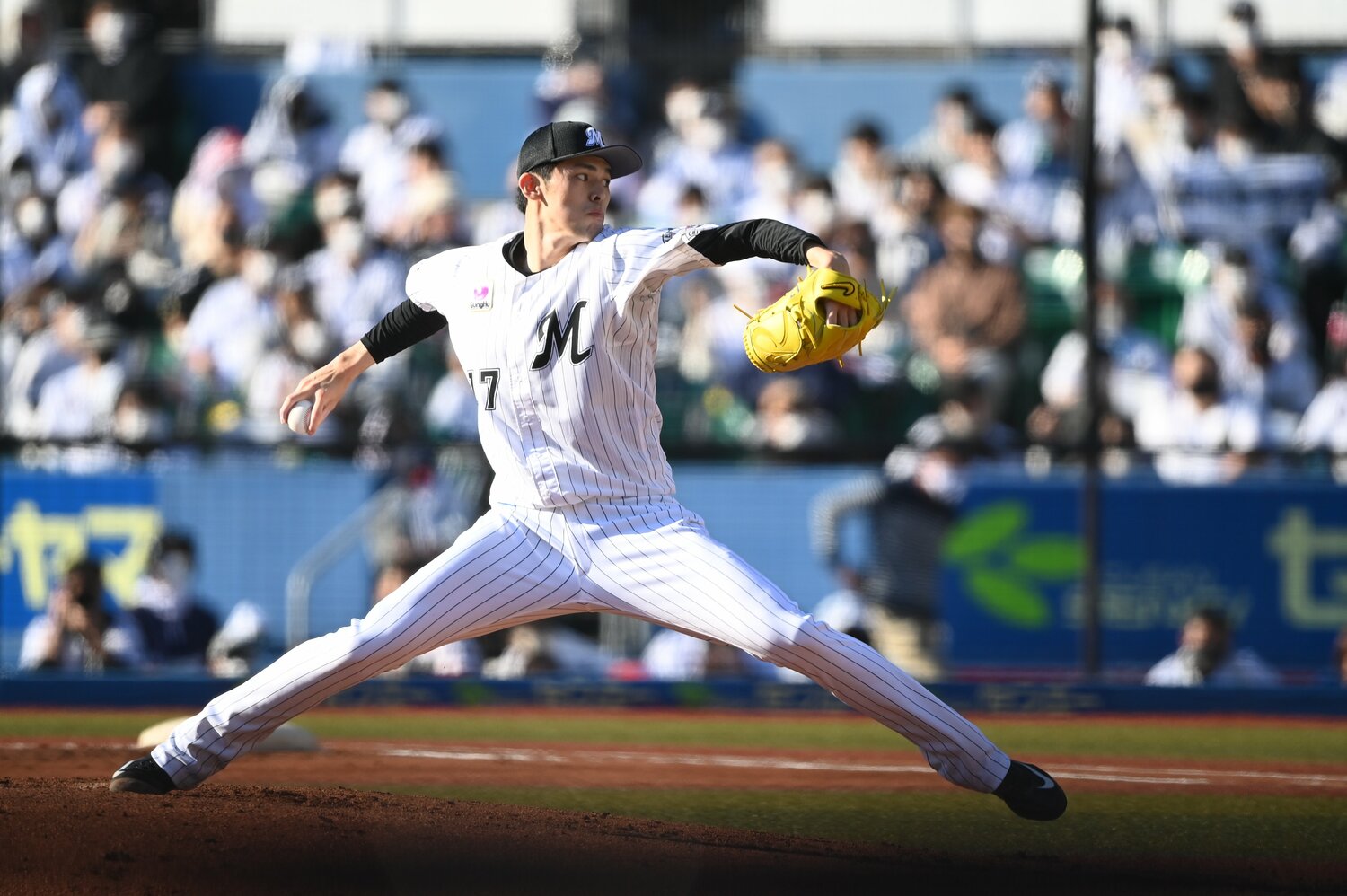 プロ2年目の2021年、CSで先発するロッテ・佐々木朗希　©Naoya Sanuki