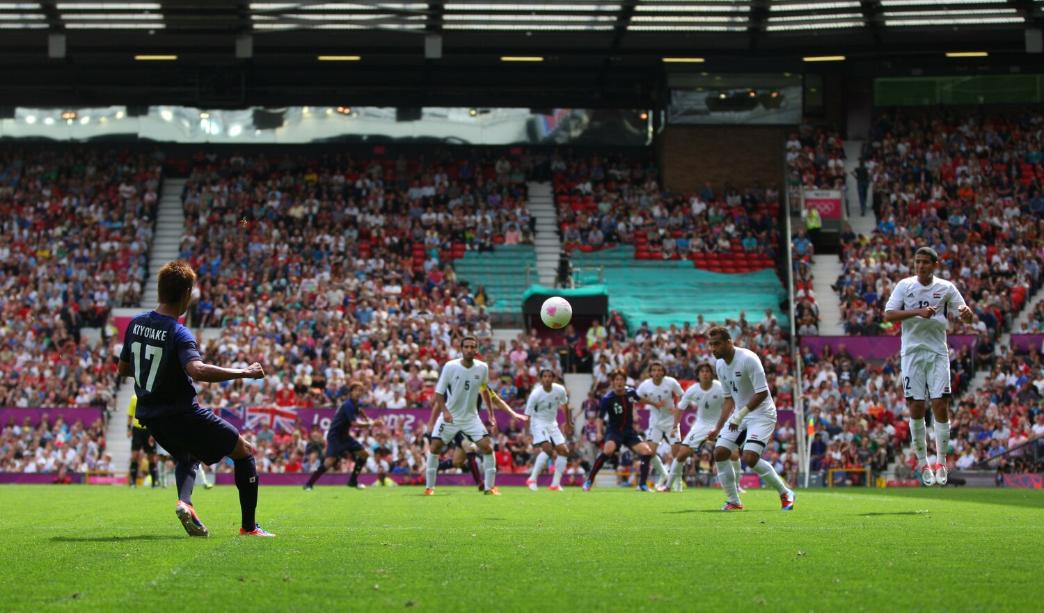 ロンドン五輪、準々決勝エジプト戦（3－0）。78分に清武のフリーキックから吉田麻也のヘディングで2点目が生まれた　©Getty Images