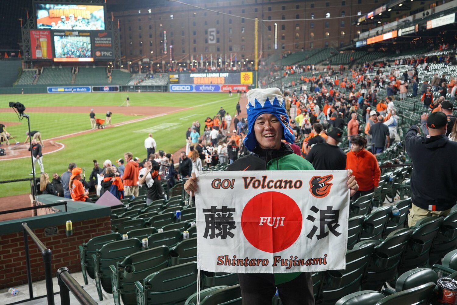 オリオールズの本拠地カムデンヤーズにて　写真は服部アナ提供