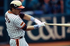 新庄監督や立浪監督と比べてシブい人選だが… 藤本博史監督57歳が「ホークスの伝統」を継ぐ適任者なワケ《若き柳田悠岐らを育成》