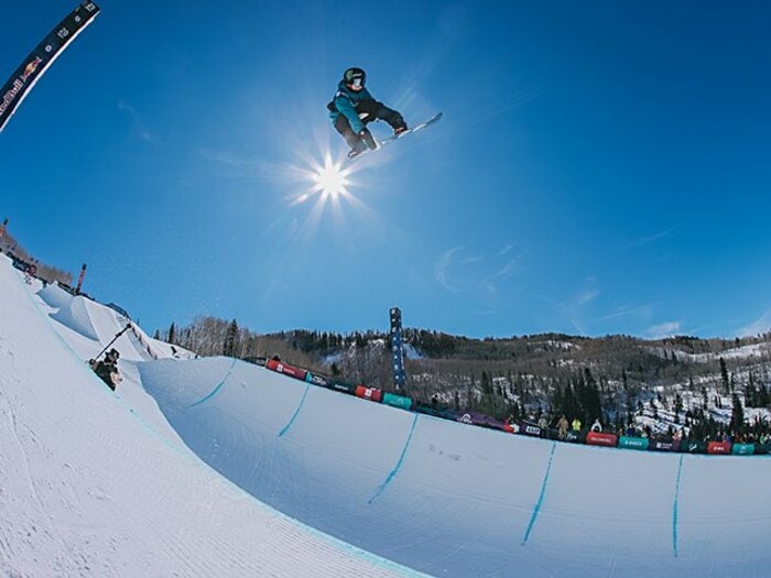 スノーボード伝統の一戦でW優勝！角野友基、戸塚優斗が見せた創造性。＜Number Web＞ photograph by BURTON