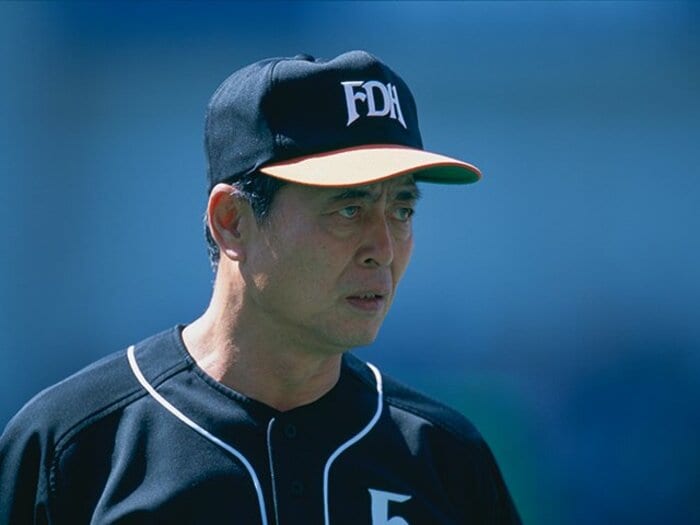 王貞治「山に籠るべきだったが…」、尾崎将司「好きでも嫌いでも一番に」…大物は“批判”にどう向き合う?<Number Web> photograph by Hideki Sugiyama