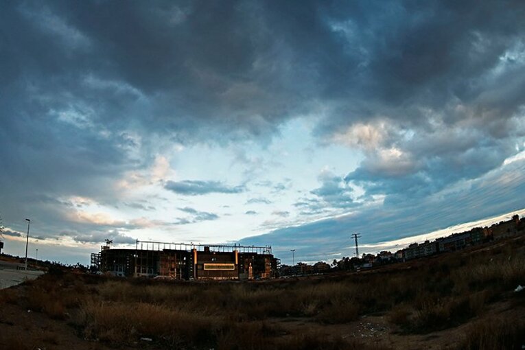 エルチェの本拠地マルティネス・バレロの外観