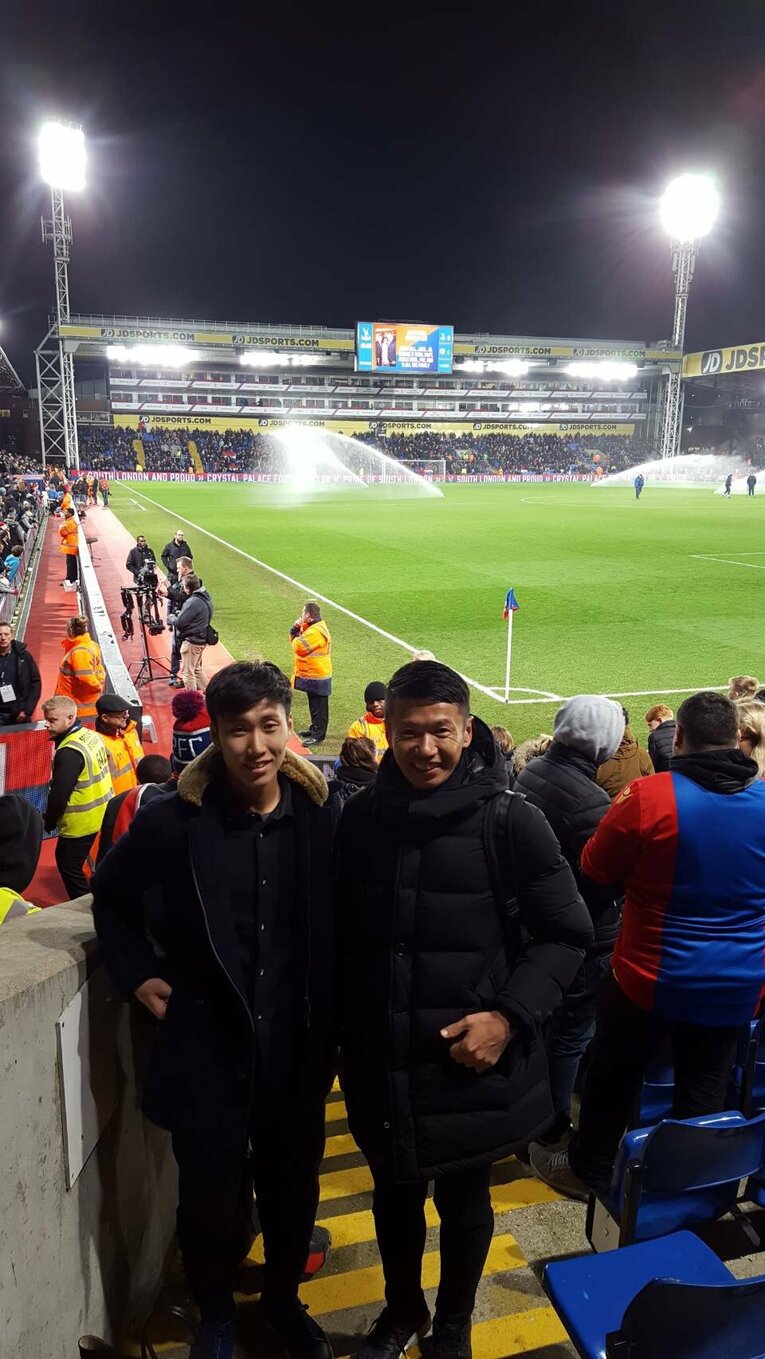 鎌田大地との欧州視察（本人提供）