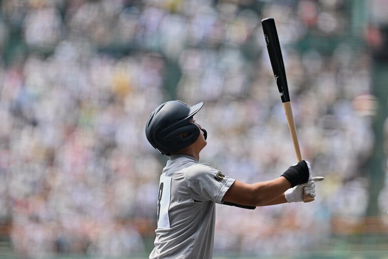 木製バットで話題を呼んだ青森山田の對馬陸翔は國學院大に進学　©Hideki Sugiyama