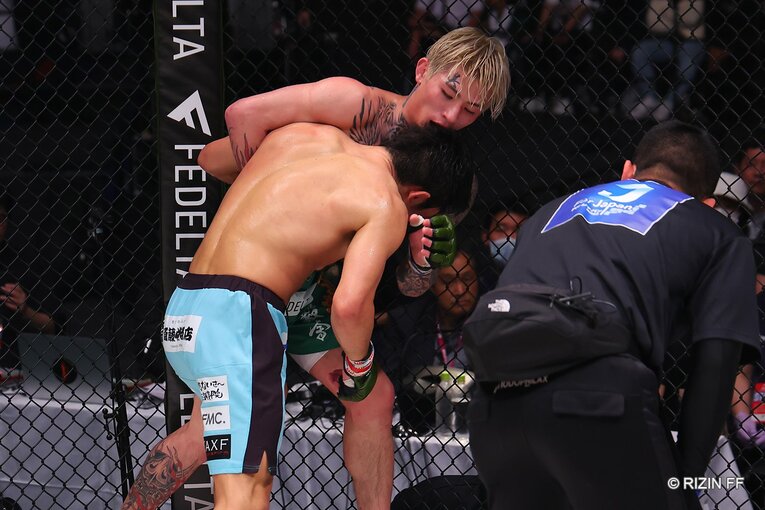 『RIZIN LANDMARK 5』斎藤裕vs平本蓮　©RIZIN FF