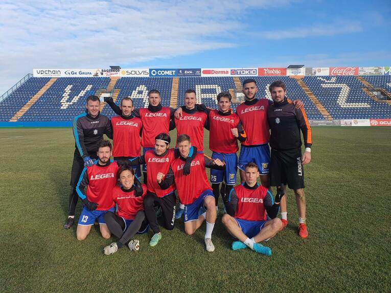 バラジディンのチームメイトたちと　©Siniša Sović / NK Varaždin