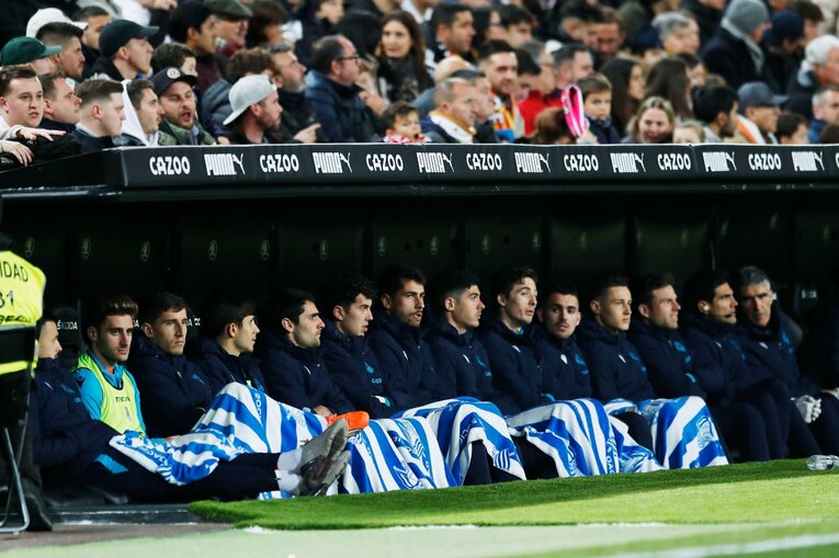 〈久保建英ソシエダ月間MVP〉敵地で憎まれるのは名が知れた証拠だが…「クボへの徹底マーク」と“1枚も撮れなかったシーン”とは(56)