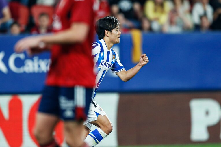 「タケ、今日はお前の日になる」と監督に送り出された通り…久保建英21歳の7点目→“MVP後ひっそり行動”をカメラマンは見た(34)