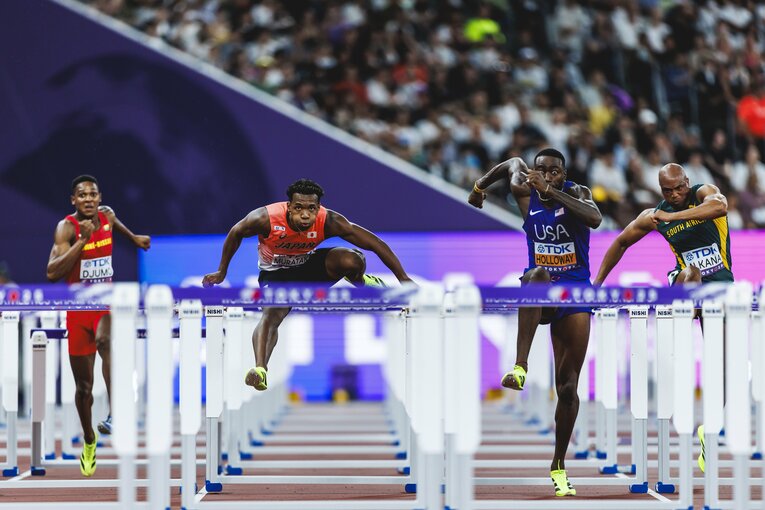 【東京世界陸上】110mハードル予選を走る村竹ラシッド（JAL）　©Kiichi Matsumoto